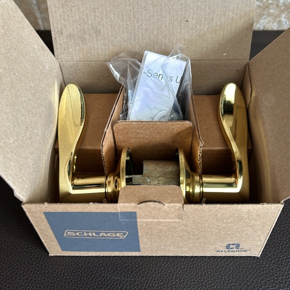 Schlage Accent Passage Door Lever Set - Picture 2 of 4